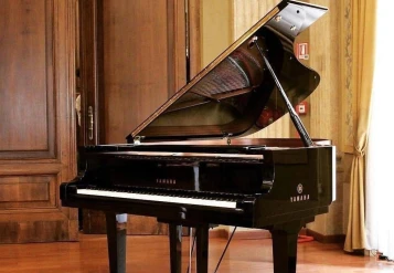 Een nieuwe piano voor Muziekschool De Pinte: TWS Projects maakt het mee mogelijk!